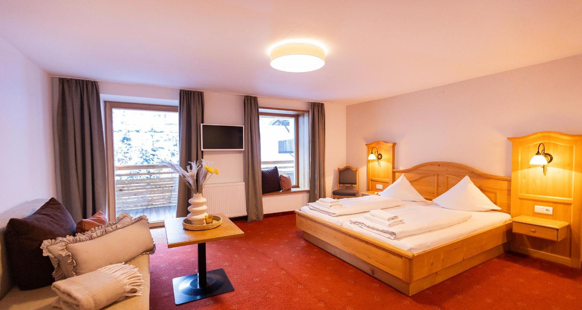 Hotel Gasthof Hirschentenne Stams Buitenkant foto