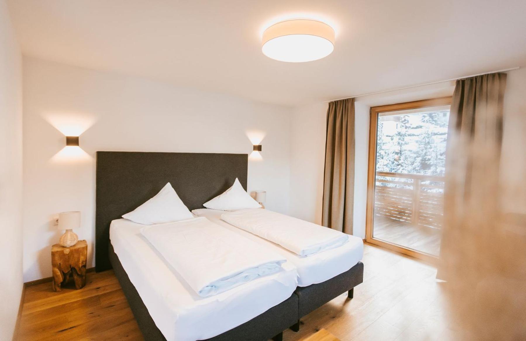 Hotel Gasthof Hirschentenne Stams Buitenkant foto